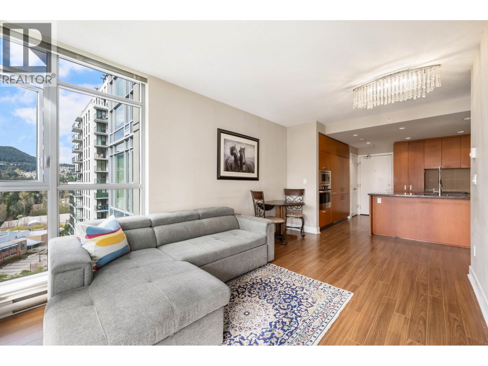 2301 3008 Glen Drive, Coquitlam, British Columbia  V3B 0J5 - Photo 2 - R3110522