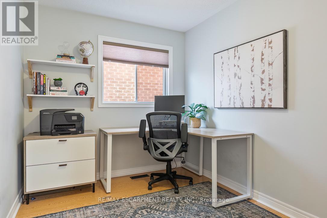 5360 Landsborough Avenue, Mississauga, Ontario  L5R 3X1 - Photo 28 - W12984762