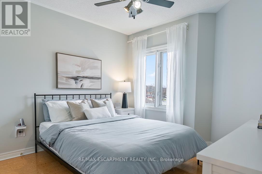 5360 Landsborough Avenue, Mississauga, Ontario  L5R 3X1 - Photo 30 - W12984762