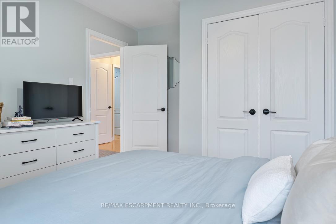 5360 Landsborough Avenue, Mississauga, Ontario  L5R 3X1 - Photo 31 - W12984762