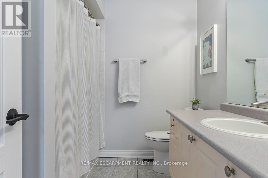 5360 Landsborough Avenue, Mississauga, Ontario  L5R 3X1 - Photo 35 - W12984762