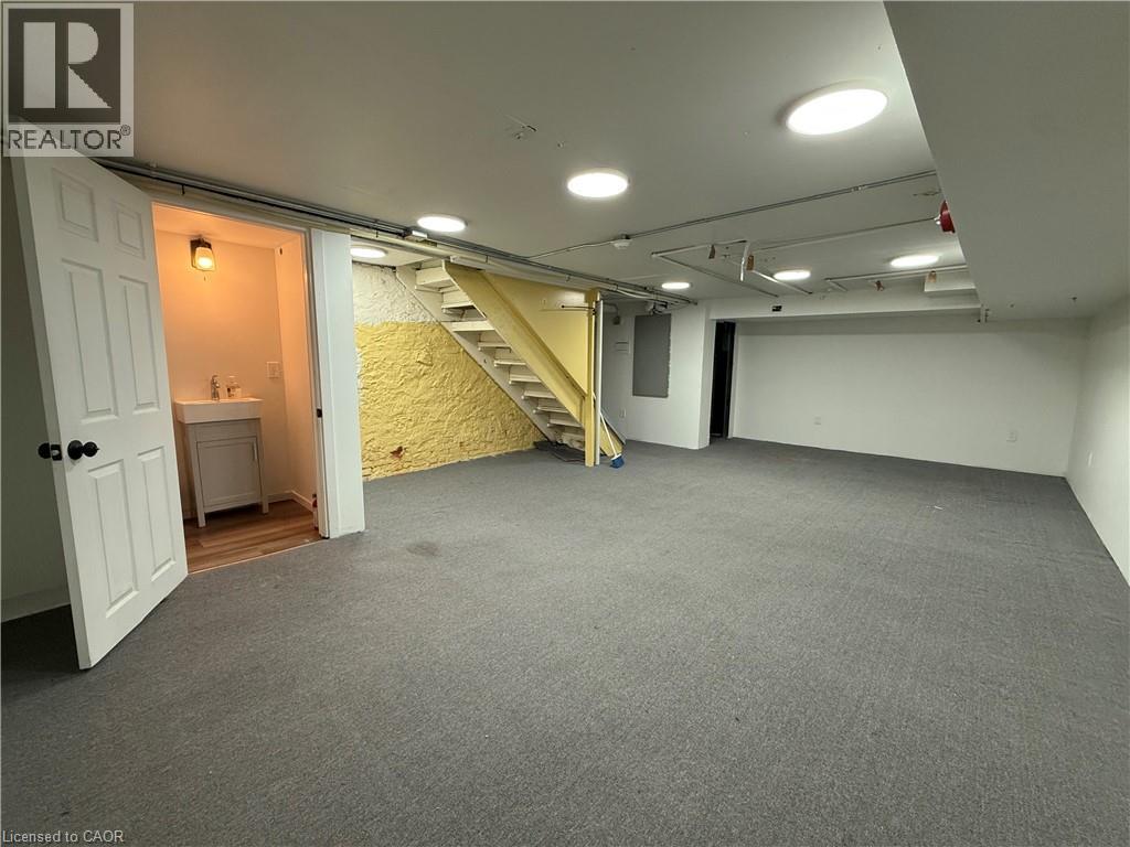 228 James Street N, Hamilton, Ontario  L8R 2L3 - Photo 8 - 40820134