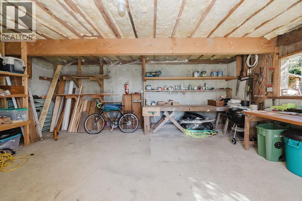 466 Central Avenue, Gibsons, British Columbia V0N 1V1 - Photo 28 - R3110456