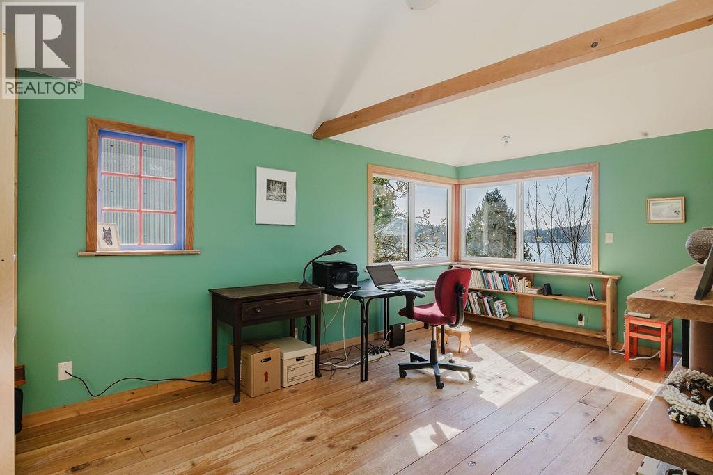 466 Central Avenue, Gibsons, British Columbia V0N 1V1 - Photo 34 - R3110456