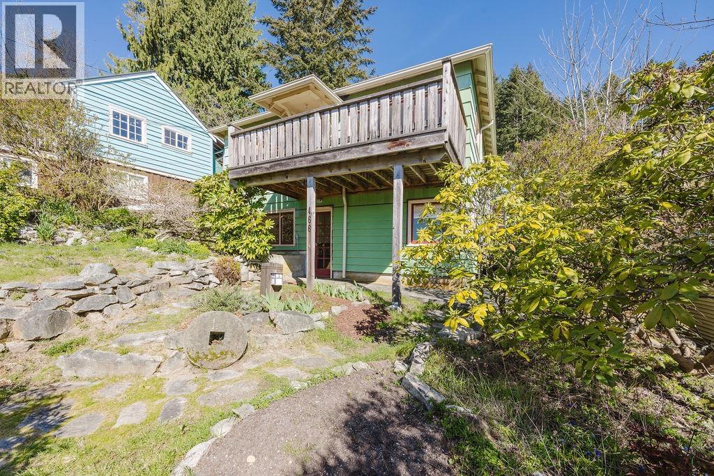 466 Central Avenue, Gibsons, British Columbia V0N 1V1 - Photo 37 - R3110456