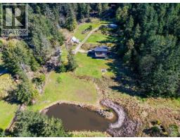 5582 HOOSON ROAD, Pender Island, British Columbia
