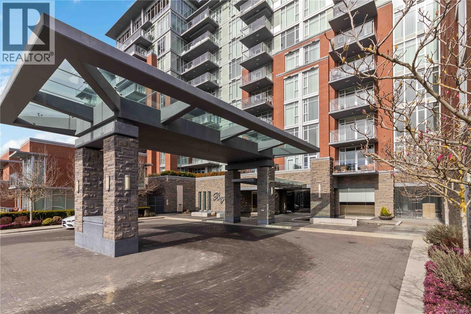 911 100 Saghalie Rd, Victoria, British Columbia  V9A 0A1 - Photo 3 - 1028518