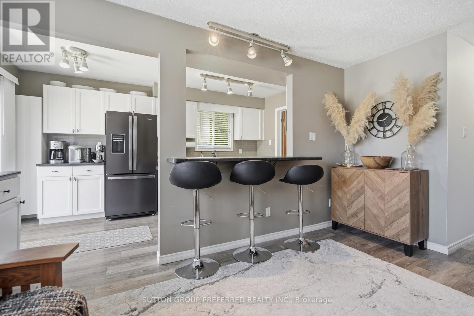 227 Edmunds Place, London South, Ontario  N5Z 4V9 - Photo 13 - X12992422