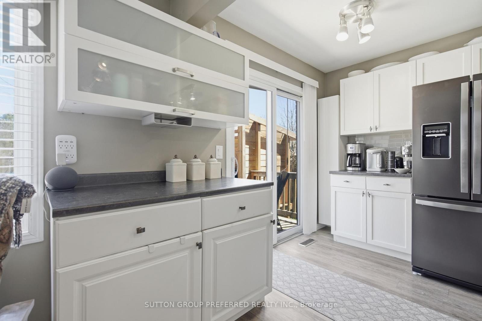 227 Edmunds Place, London South, Ontario  N5Z 4V9 - Photo 14 - X12992422