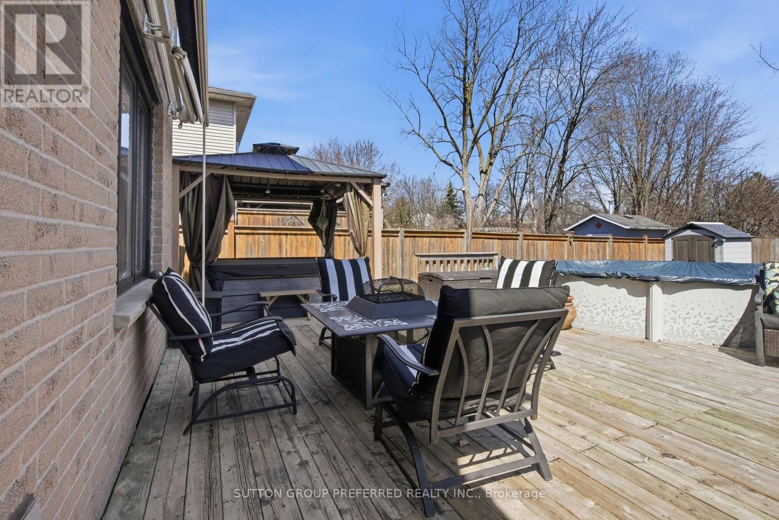 227 Edmunds Place, London South, Ontario  N5Z 4V9 - Photo 33 - X12992422