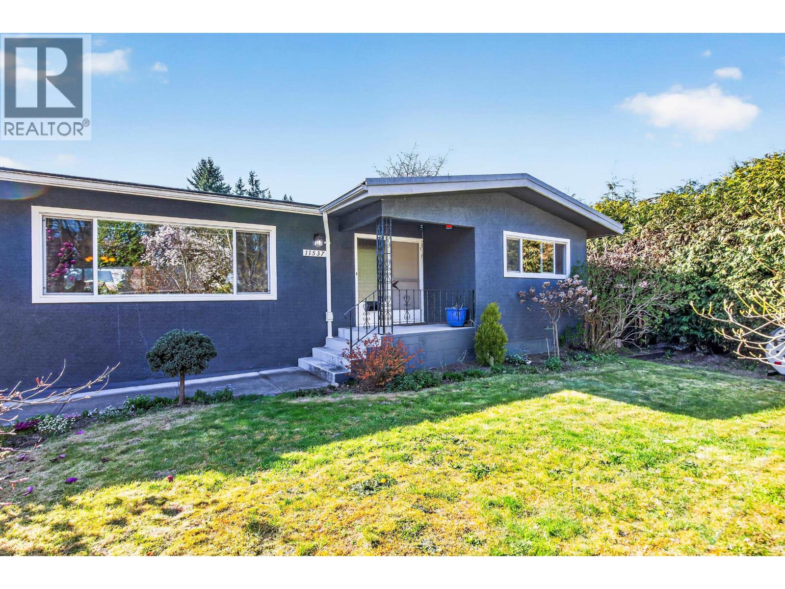 11537 WOOD STREET, Maple Ridge, British Columbia