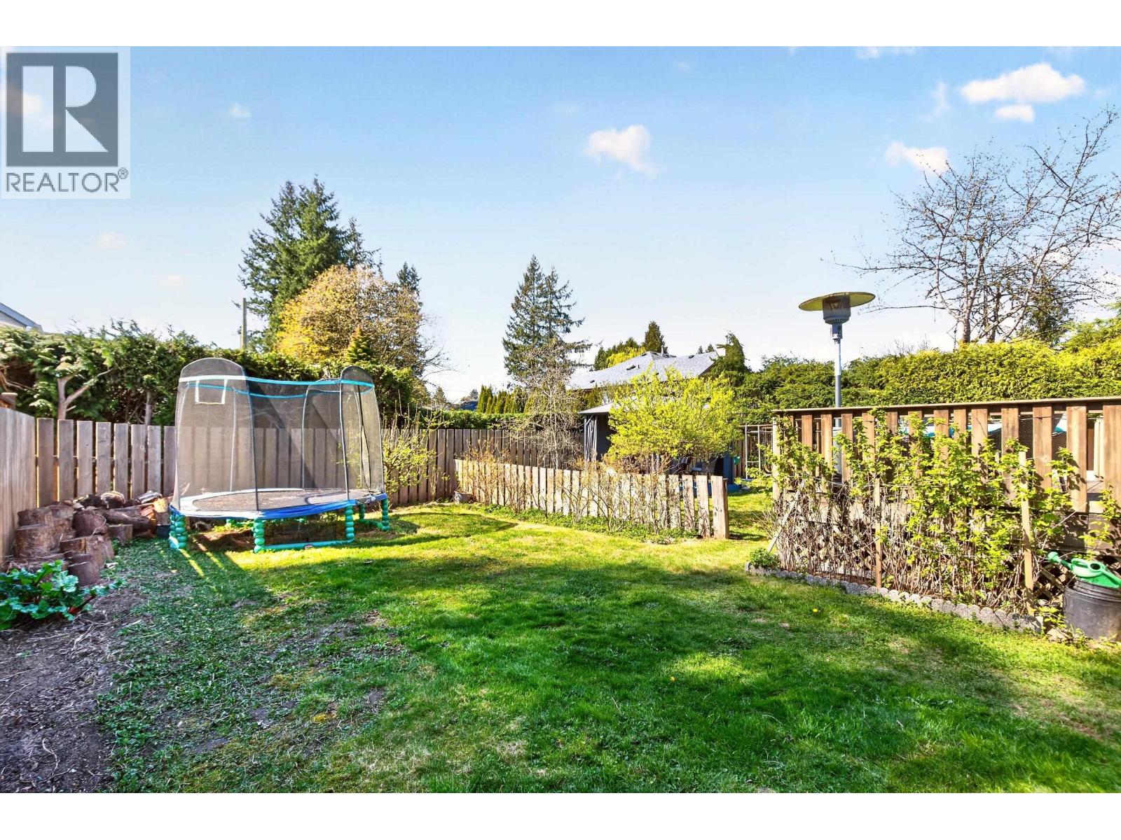 11537 Wood Street, Maple Ridge, British Columbia  V2X 5A1 - Photo 4 - R3110280