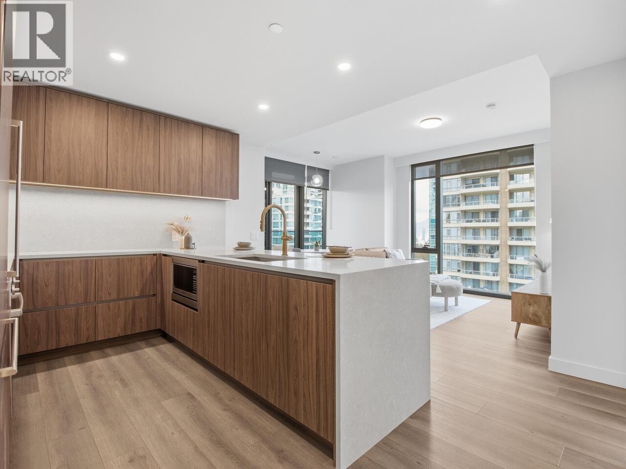 607 5987 Wilson Avenue, Burnaby, British Columbia  V5H 0L7 - Photo 9 - R3110282