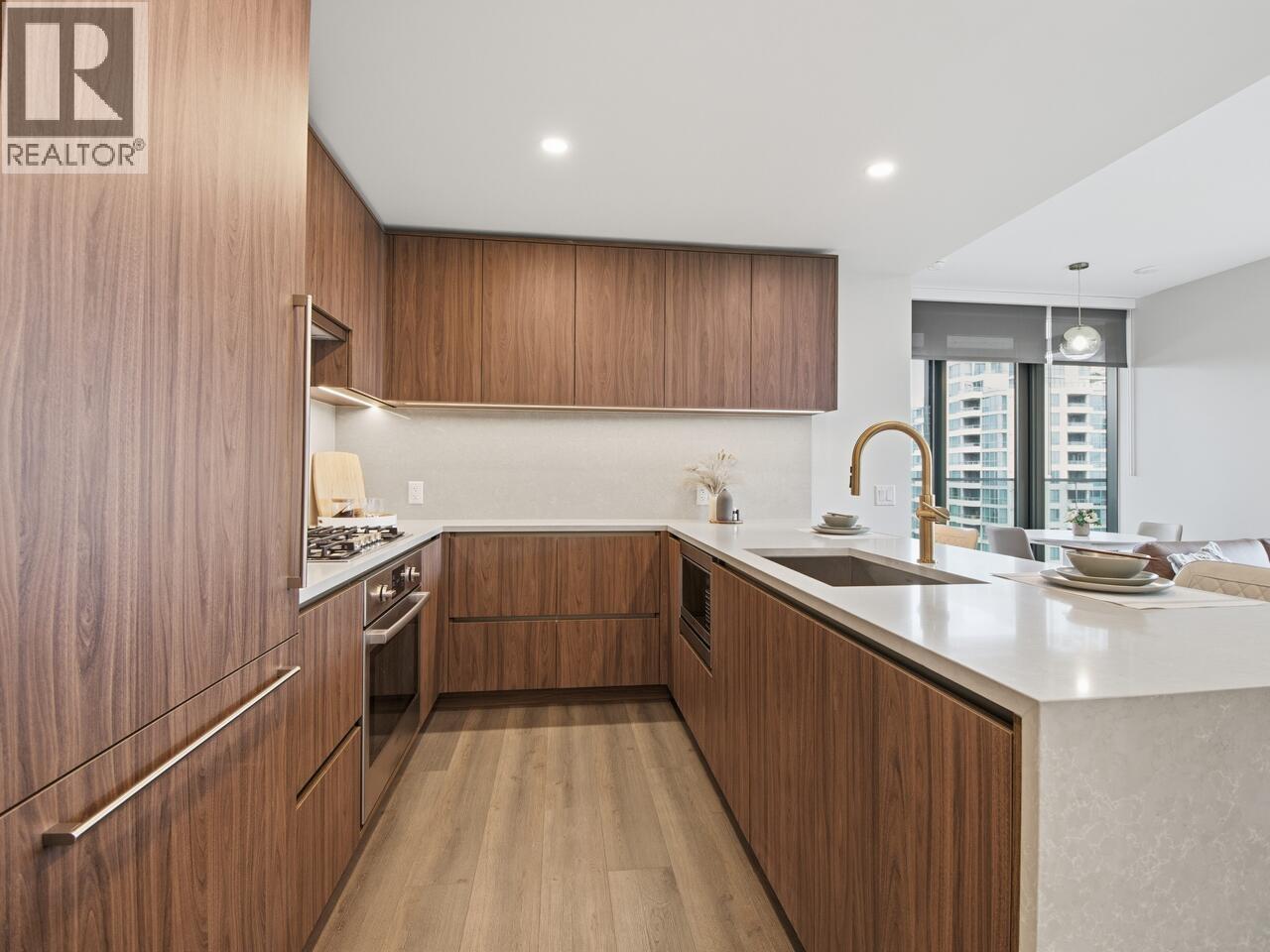 607 5987 Wilson Avenue, Burnaby, British Columbia  V5H 0L7 - Photo 8 - R3110282