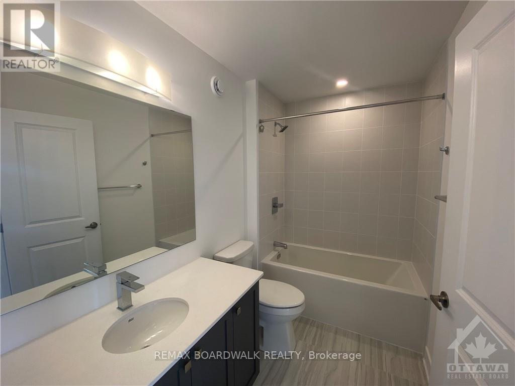 228 Bristol Crescent, North Grenville, Ontario  K0G 1J0 - Photo 12 - X12992428