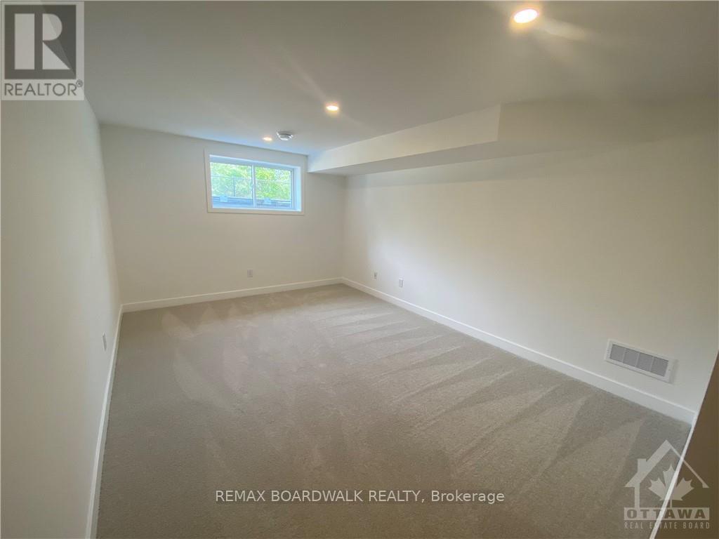 228 Bristol Crescent, North Grenville, Ontario  K0G 1J0 - Photo 22 - X12992428