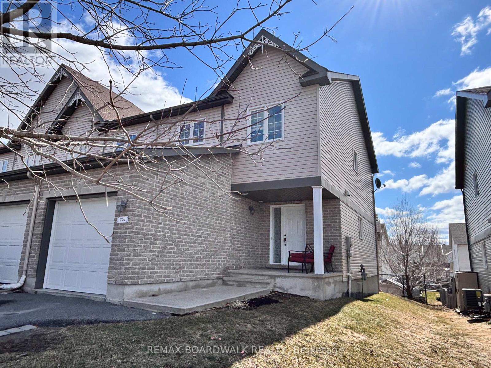 240 ELIOT STREET, Clarence-Rockland, Ontario