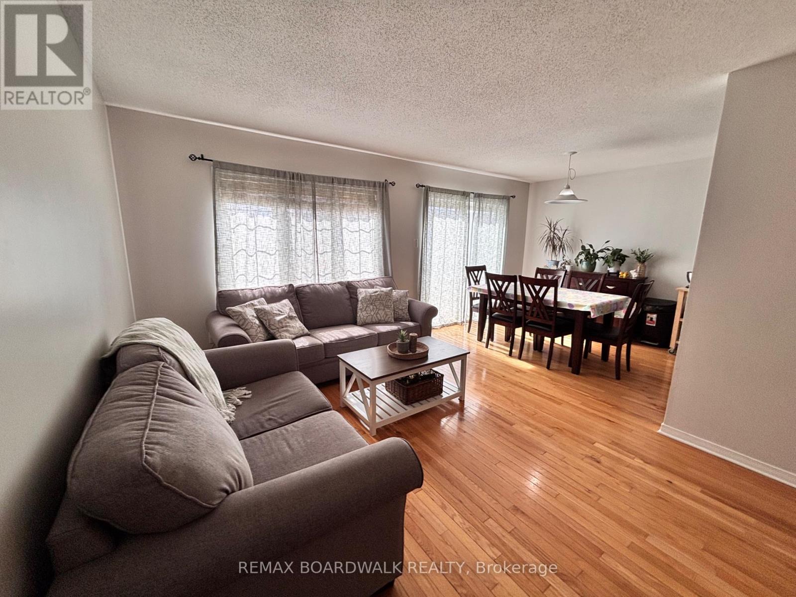 240 Eliot Street, Clarence-Rockland, Ontario  K4K 0E6 - Photo 13 - X12992452