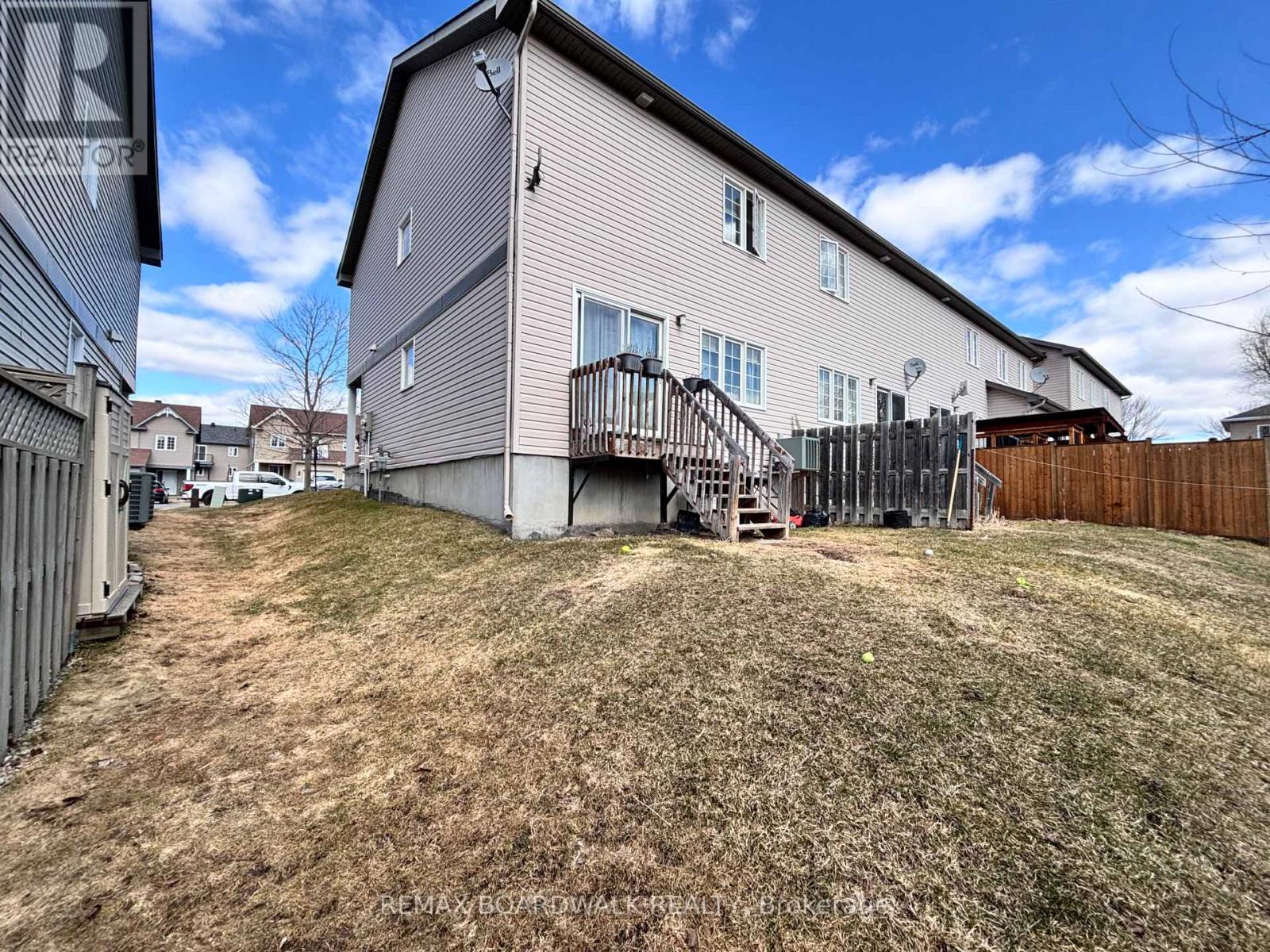 240 Eliot Street, Clarence-Rockland, Ontario  K4K 0E6 - Photo 27 - X12992452