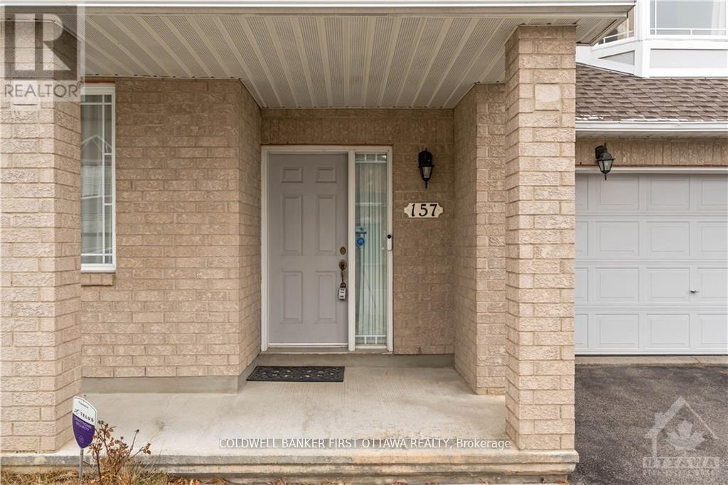 157 Annapolis Circle, Ottawa, Ontario  K1V 1Z2 - Photo 3 - X12992454