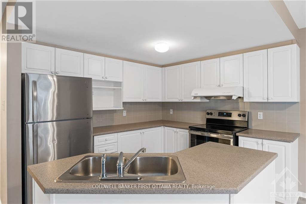 157 Annapolis Circle, Ottawa, Ontario  K1V 1Z2 - Photo 8 - X12992454