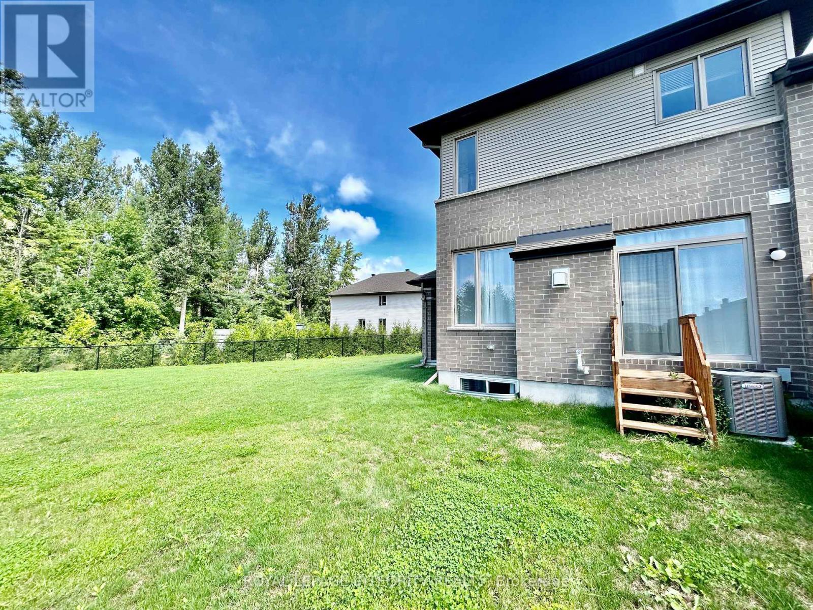 798 Carnelian Crescent, Ottawa, Ontario  K1X 0A8 - Photo 27 - X12992498