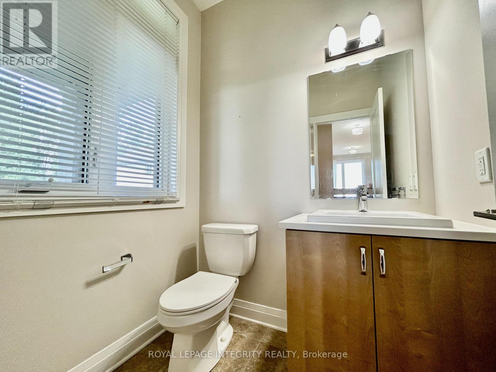 798 Carnelian Crescent, Ottawa, Ontario  K1X 0A8 - Photo 4 - X12992498