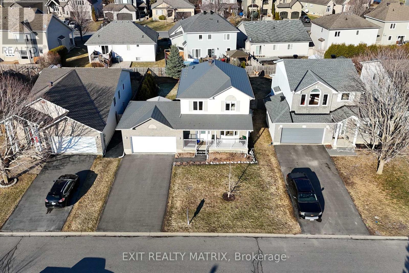 106 Lachaine Street, Russell, Ontario  K0A 3H0 - Photo 2 - X12992506