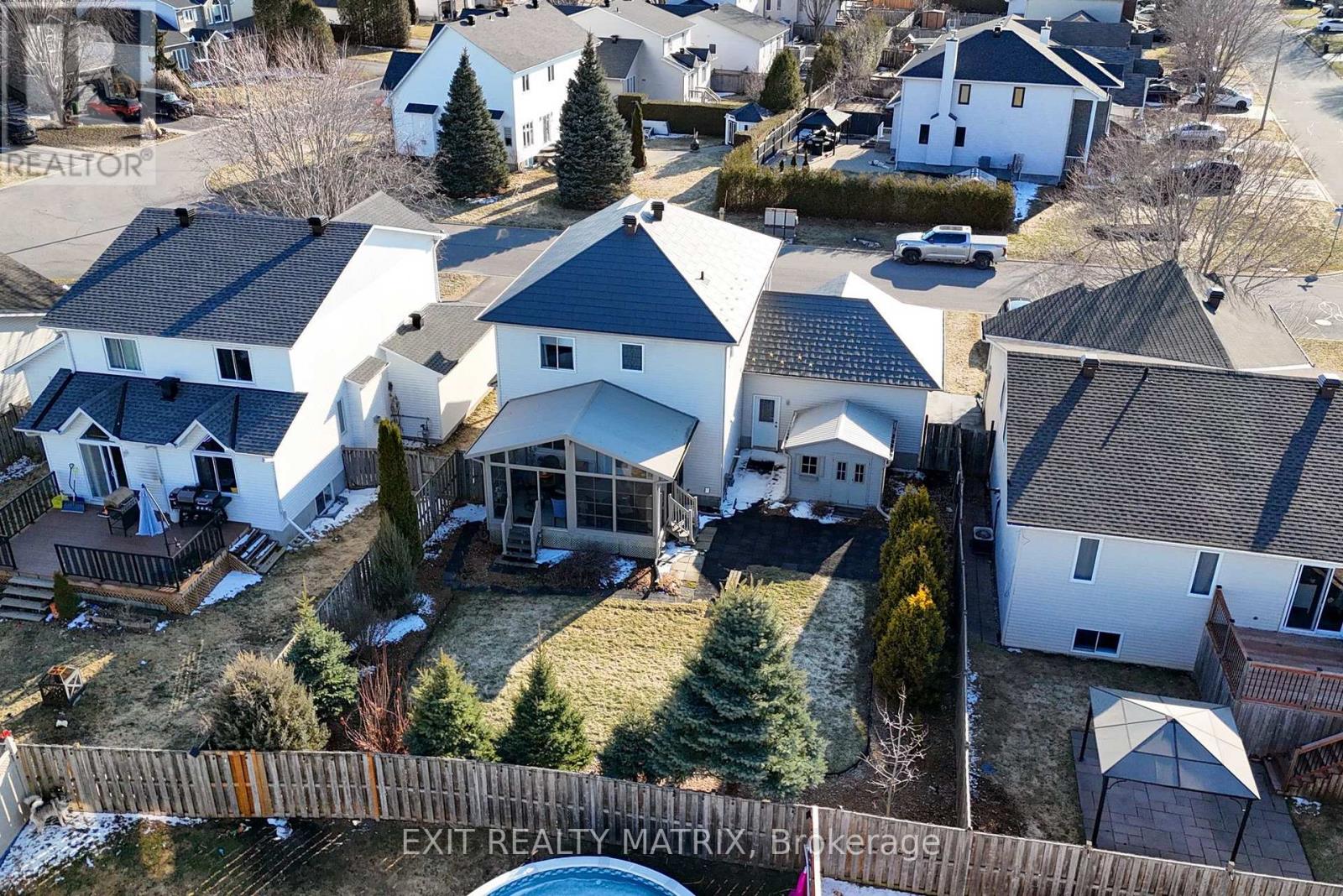 106 Lachaine Street, Russell, Ontario  K0A 3H0 - Photo 43 - X12992506