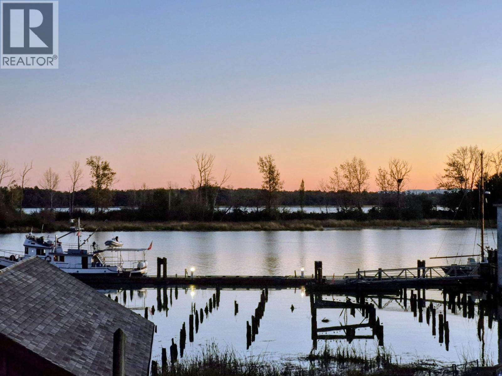 228 12931 RAILWAY AVENUE, Richmond, British Columbia