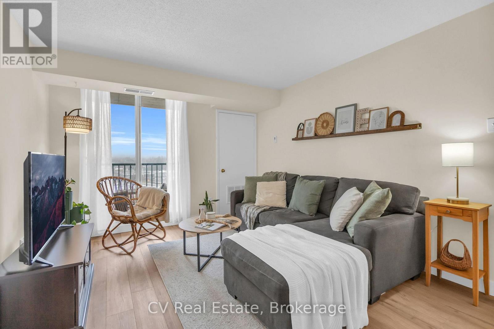 811 - 75 Ellen Street, Barrie, Ontario  L4N 7R6 - Photo 6 - S12918068