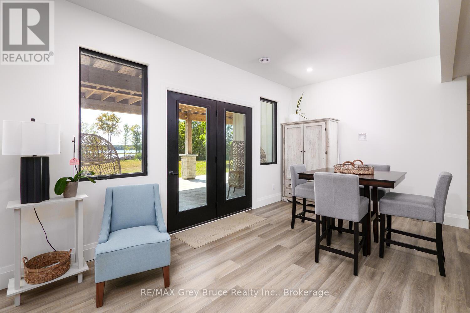 117 Almur Drive, Georgian Bluffs, Ontario  N0H 2T0 - Photo 29 - X12845090