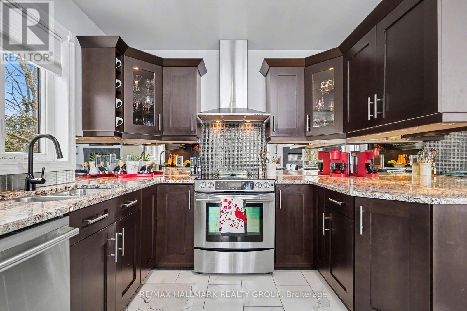 519 Parsons Lane, Lanark Highlands, Ontario K0G 1K0 - Photo 25 - X12791772