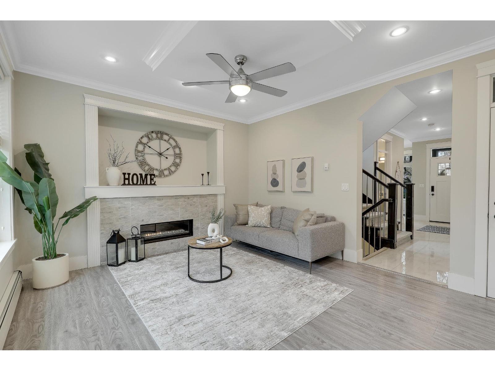 20951 80b Avenue, Langley, British Columbia  V2Y 0R2 - Photo 2 - R3110462