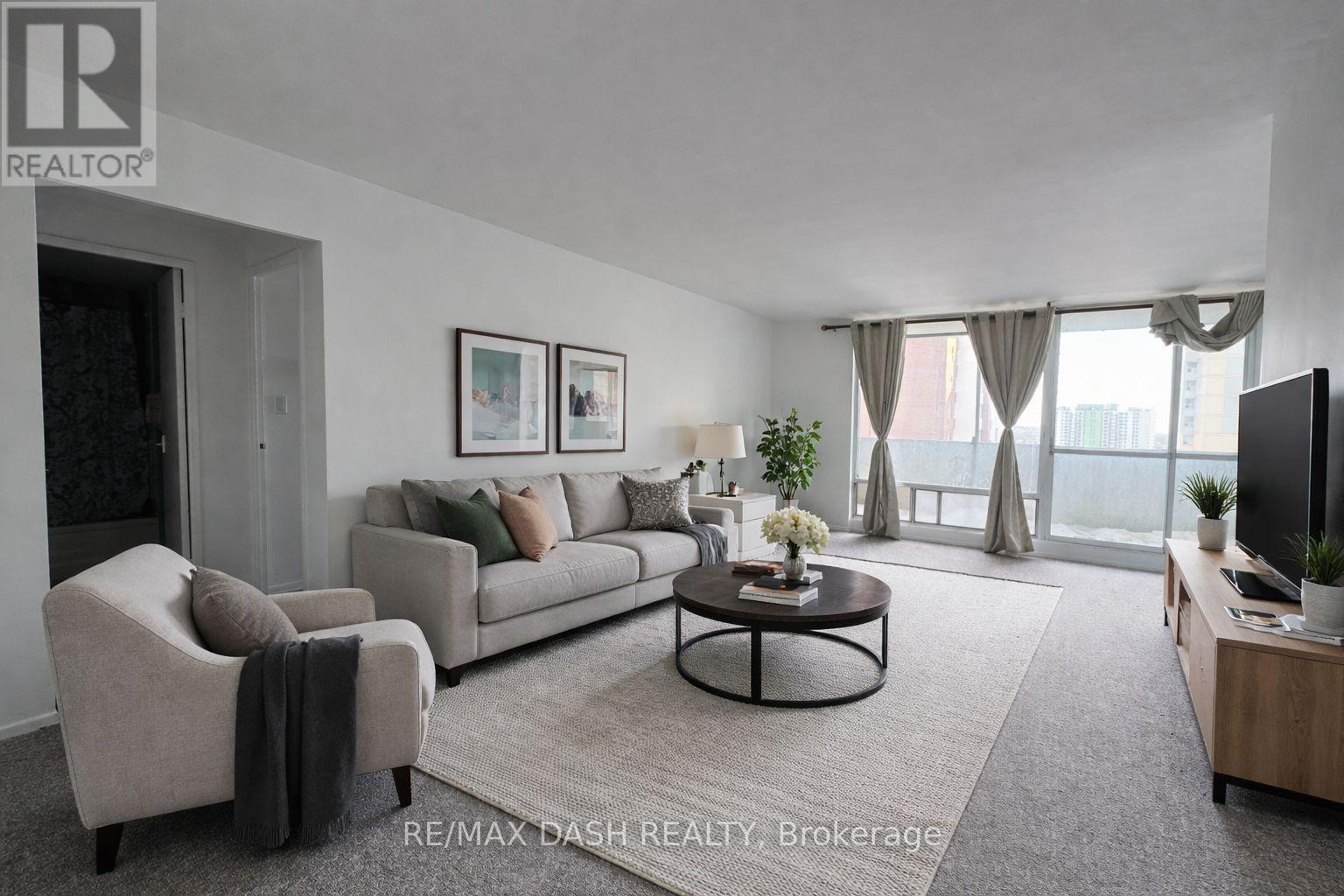 2218 - 1 MASSEY SQUARE, Toronto, Ontario