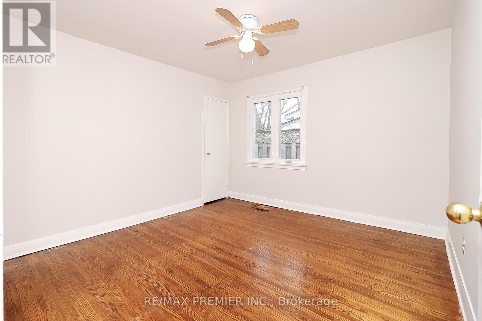 15 Boniface Avenue, Toronto, Ontario  M9W 1T5 - Photo 10 - W12991130