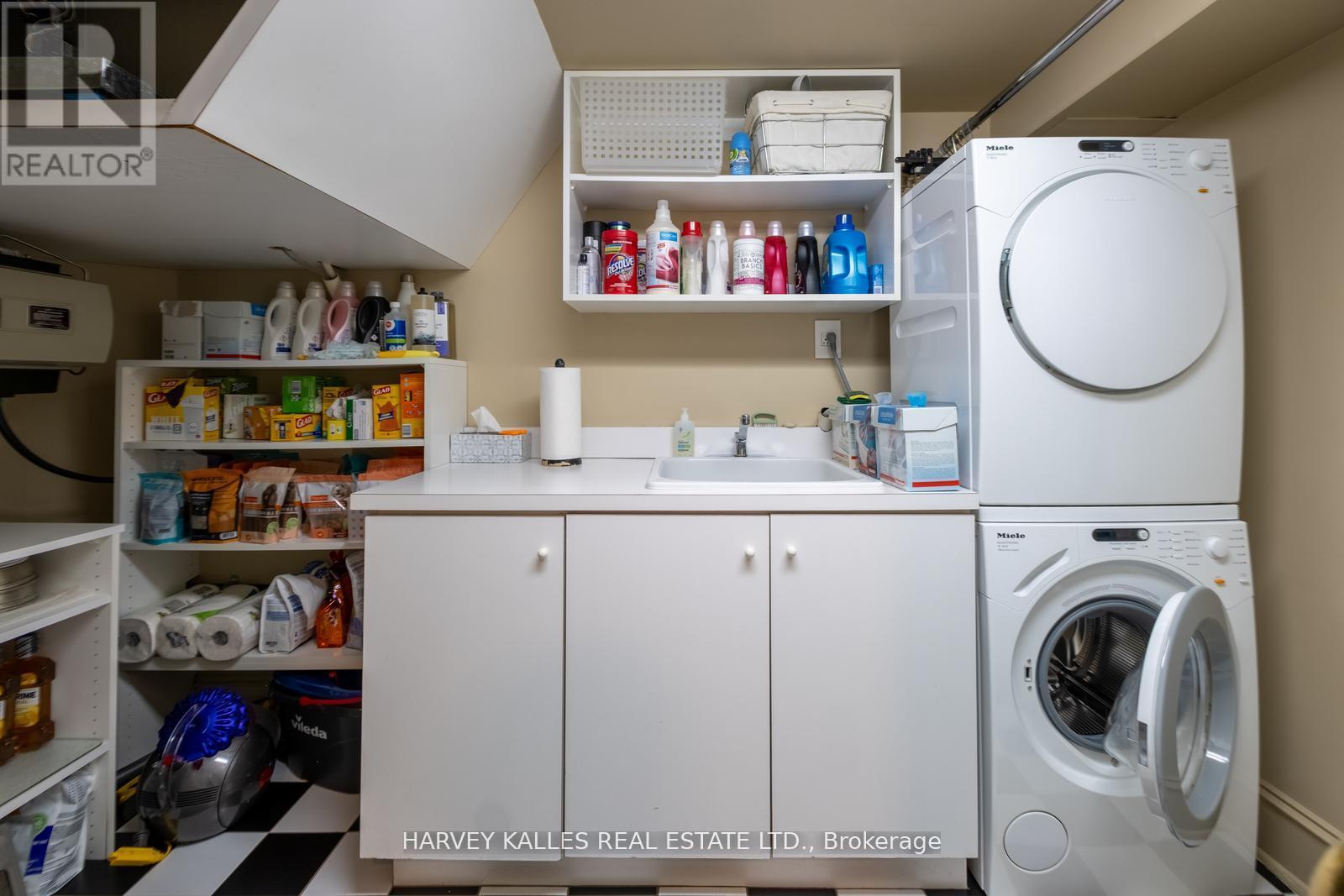 3 - 12 Macpherson Avenue, Toronto, Ontario  M5R 1W8 - Photo 30 - C12992396