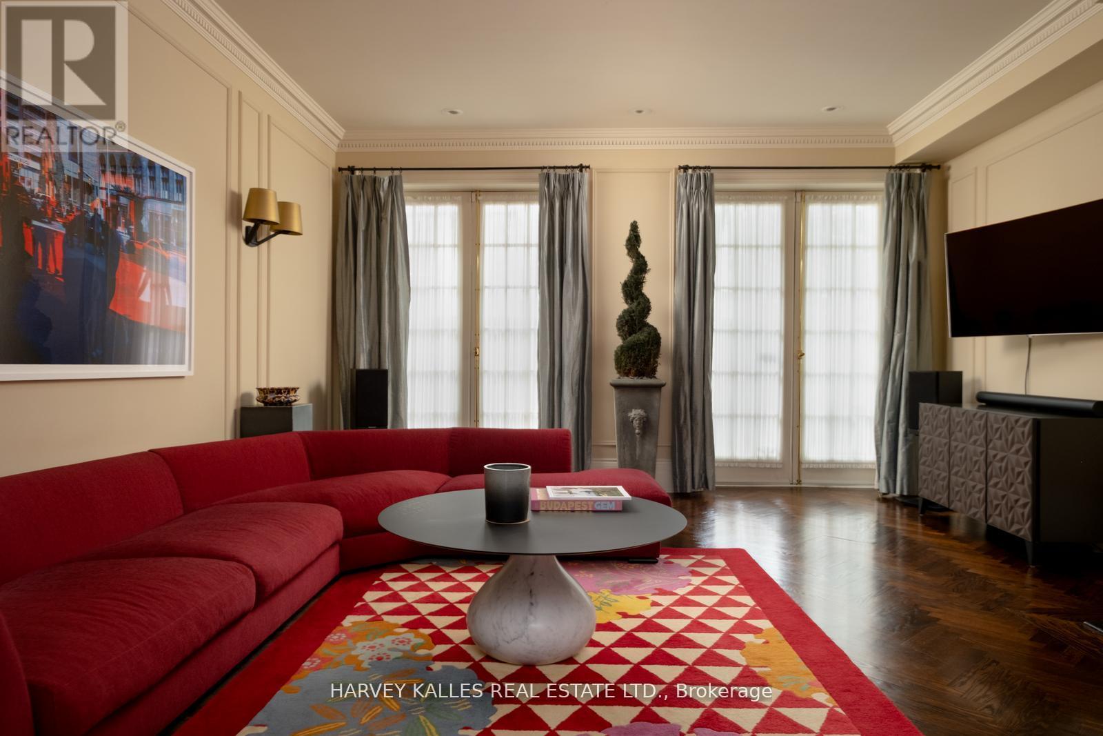 3 - 12 Macpherson Avenue, Toronto, Ontario  M5R 1W8 - Photo 5 - C12992396