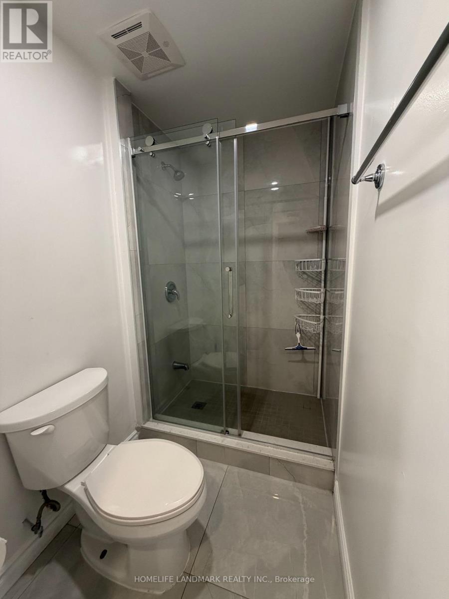 Lower Unit - 98 Van Horne Avenue, Toronto, Ontario  M2J 2T1 - Photo 8 - C12992400