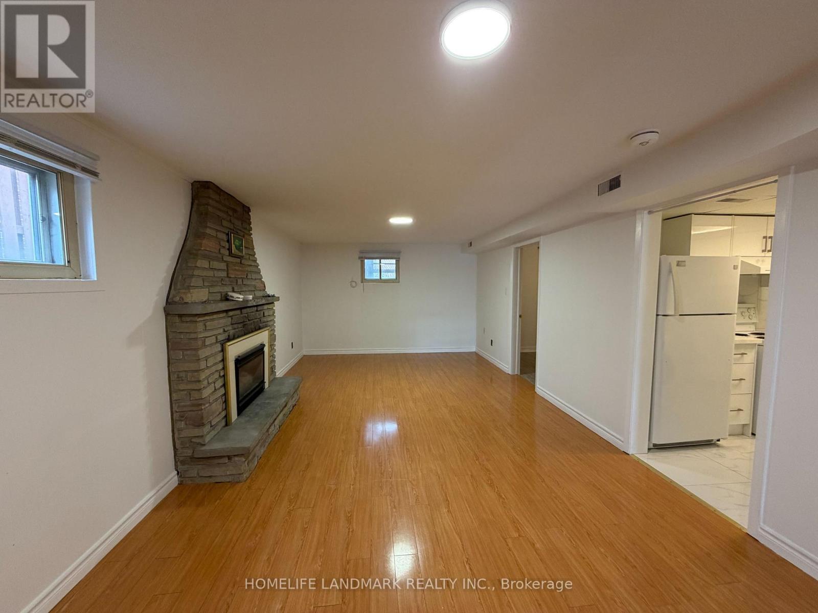 Lower Unit - 98 Van Horne Avenue, Toronto, Ontario  M2J 2T1 - Photo 9 - C12992400