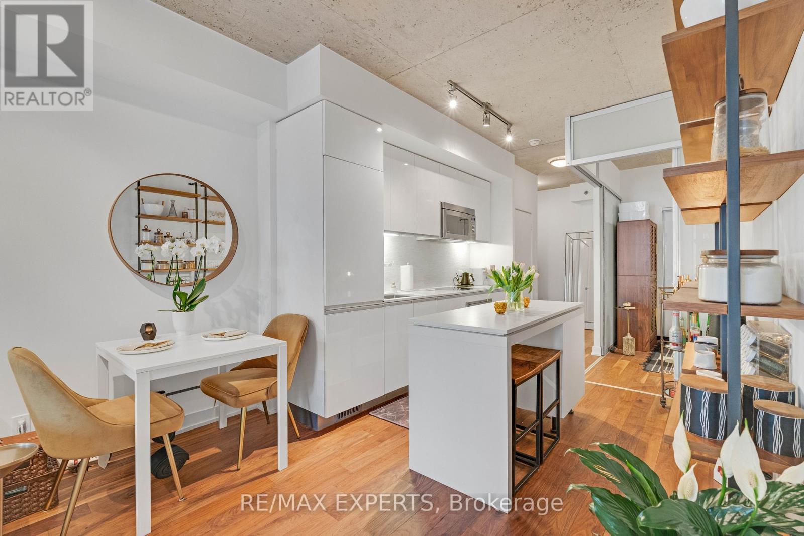 516 - 20 Gladstone Avenue, Toronto, Ontario  M6J 0E9 - Photo 7 - C12992426