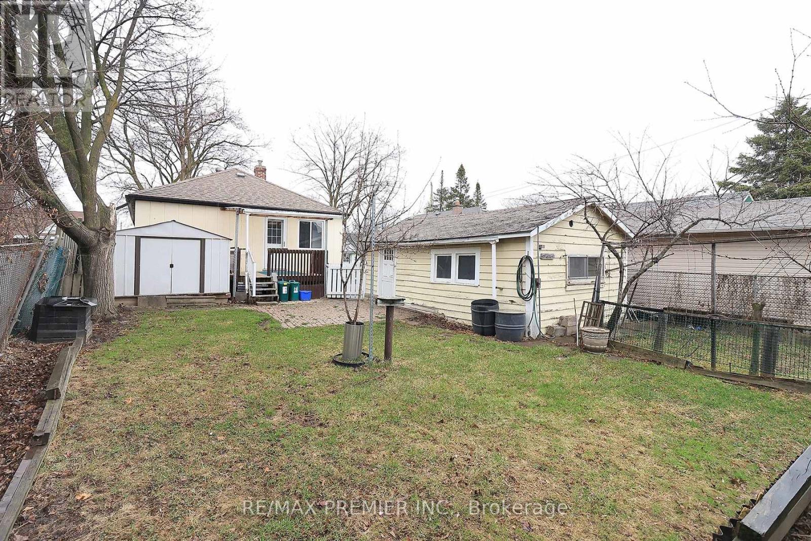 15 Boniface Avenue, Toronto, Ontario  M9W 1T5 - Photo 17 - W12991130