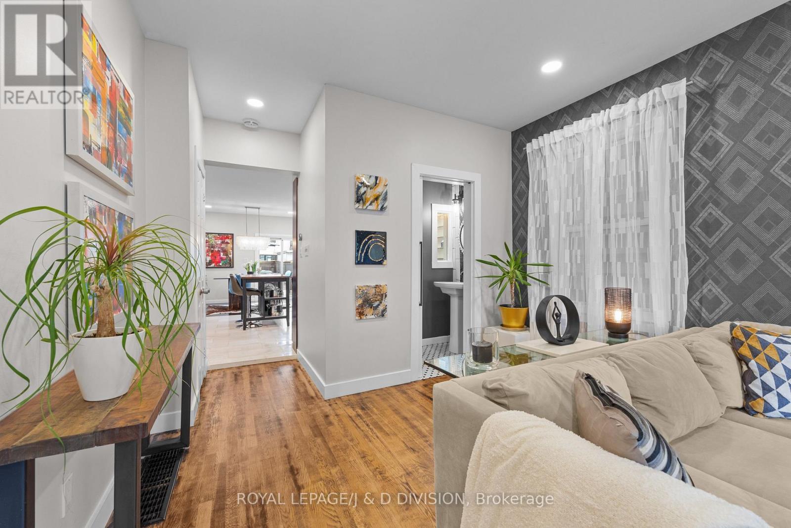 71 Madelaine Avenue, Toronto, Ontario  M1L 2X6 - Photo 10 - E12992424