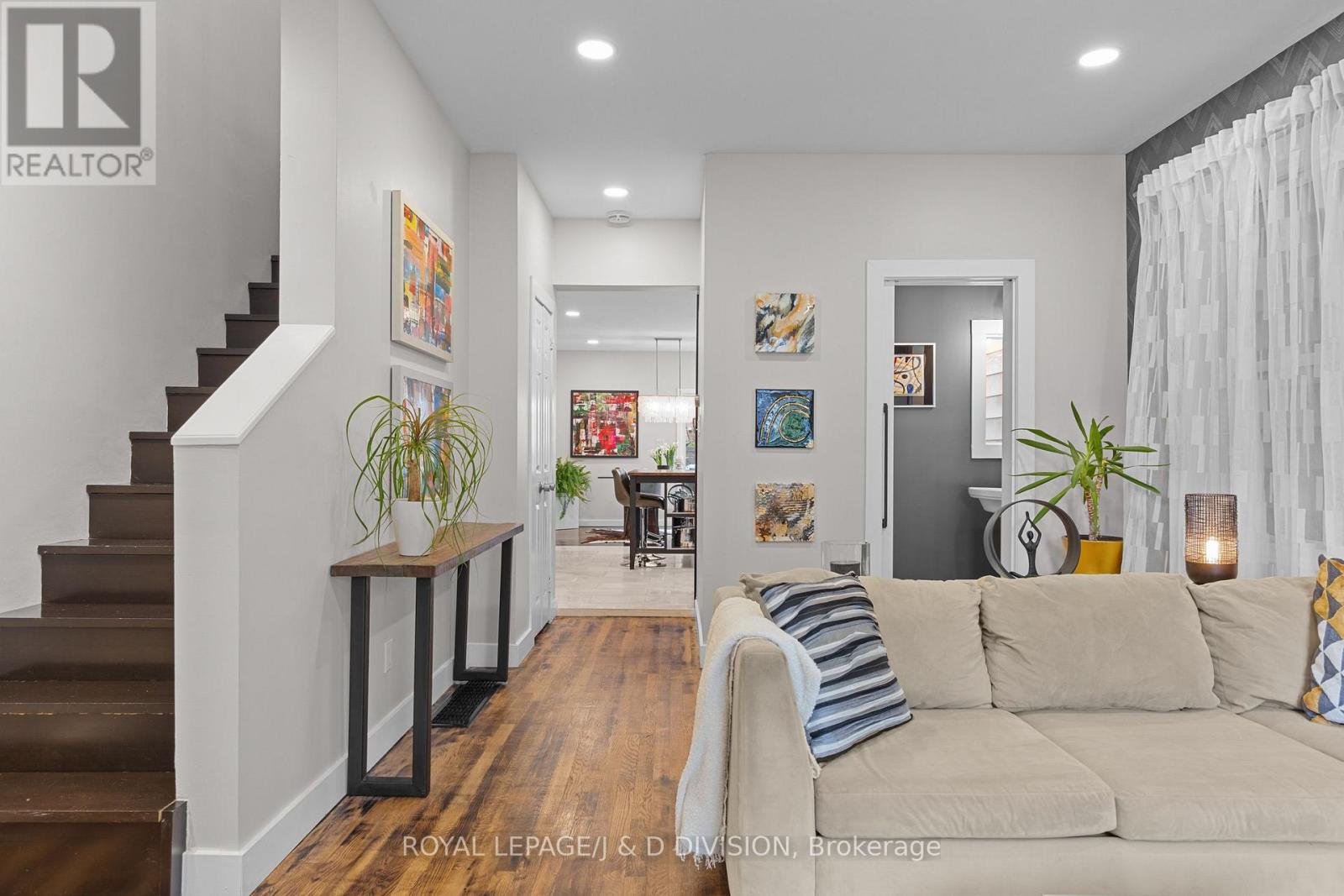 71 Madelaine Avenue, Toronto, Ontario  M1L 2X6 - Photo 12 - E12992424