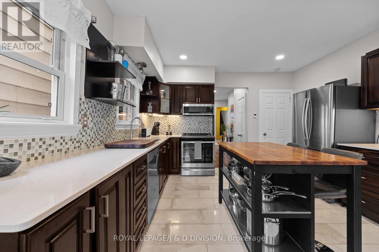 71 Madelaine Avenue, Toronto, Ontario  M1L 2X6 - Photo 17 - E12992424