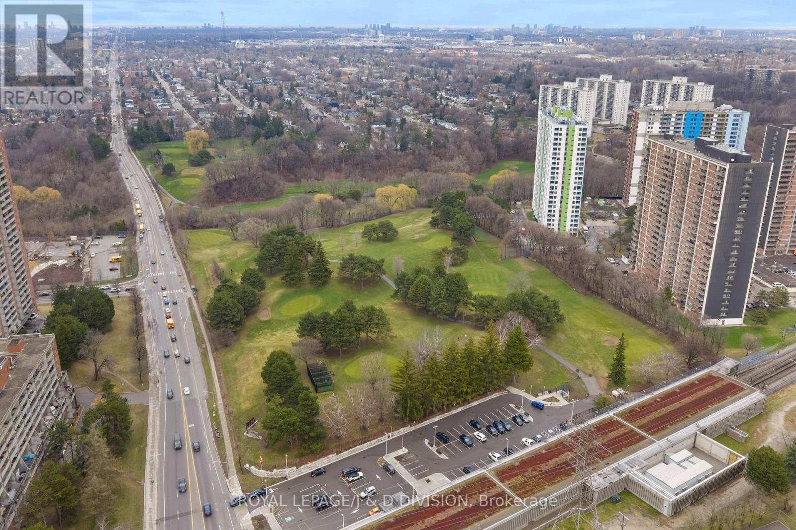 71 Madelaine Avenue, Toronto, Ontario  M1L 2X6 - Photo 38 - E12992424