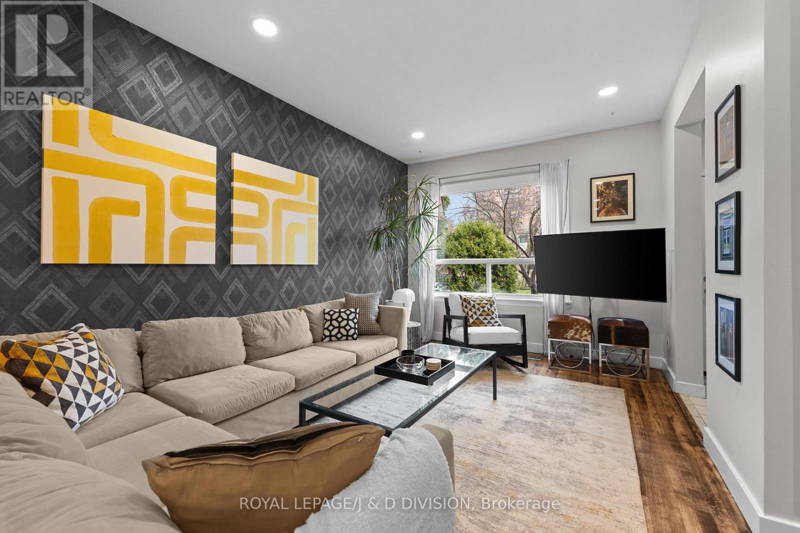 71 Madelaine Avenue, Toronto, Ontario  M1L 2X6 - Photo 7 - E12992424