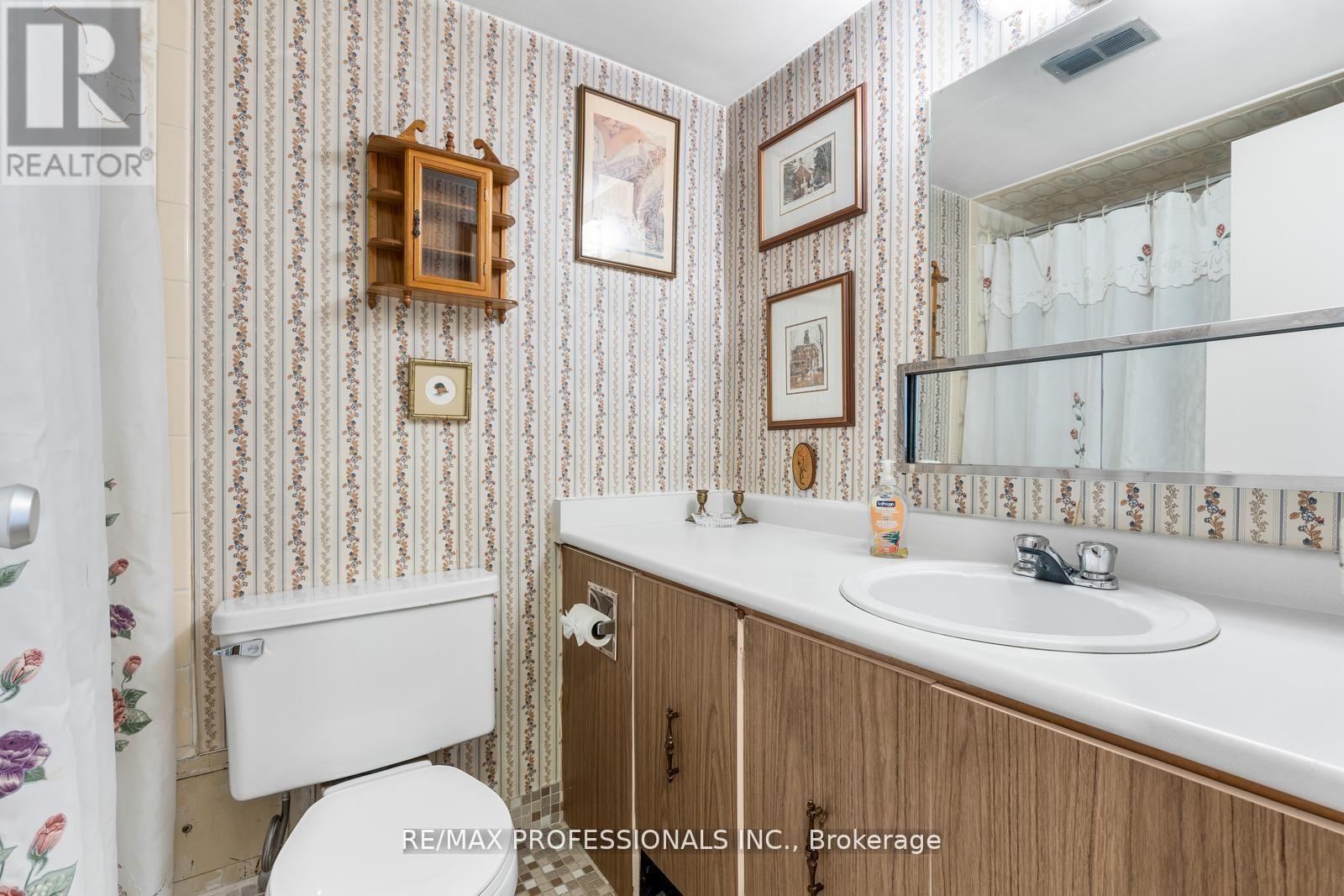 1704 - 180 Markham Road, Toronto, Ontario  M1M 2Z9 - Photo 16 - E12992490