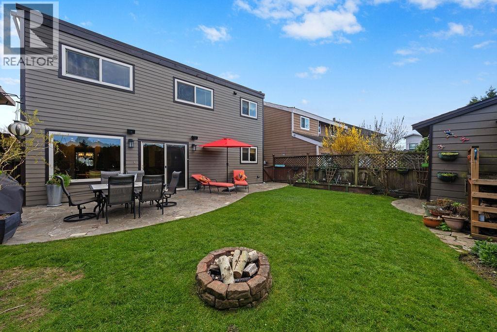 8131 Corless Place, Richmond, British Columbia  V7C 4X4 - Photo 31 - R3110120