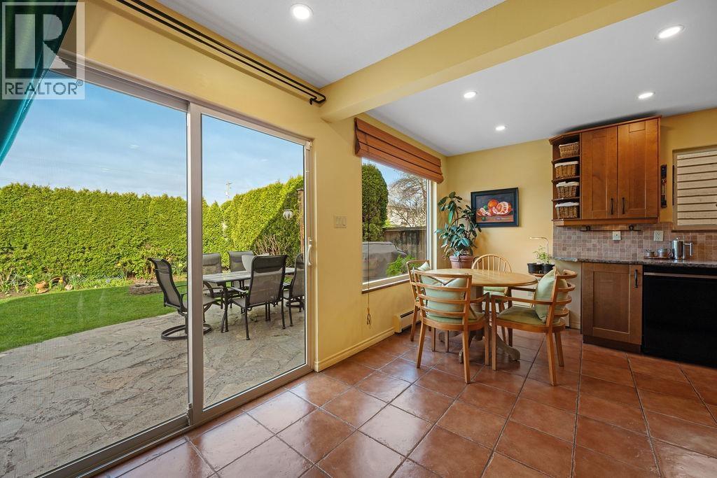 8131 Corless Place, Richmond, British Columbia  V7C 4X4 - Photo 14 - R3110120